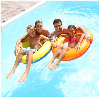 piscine en famille